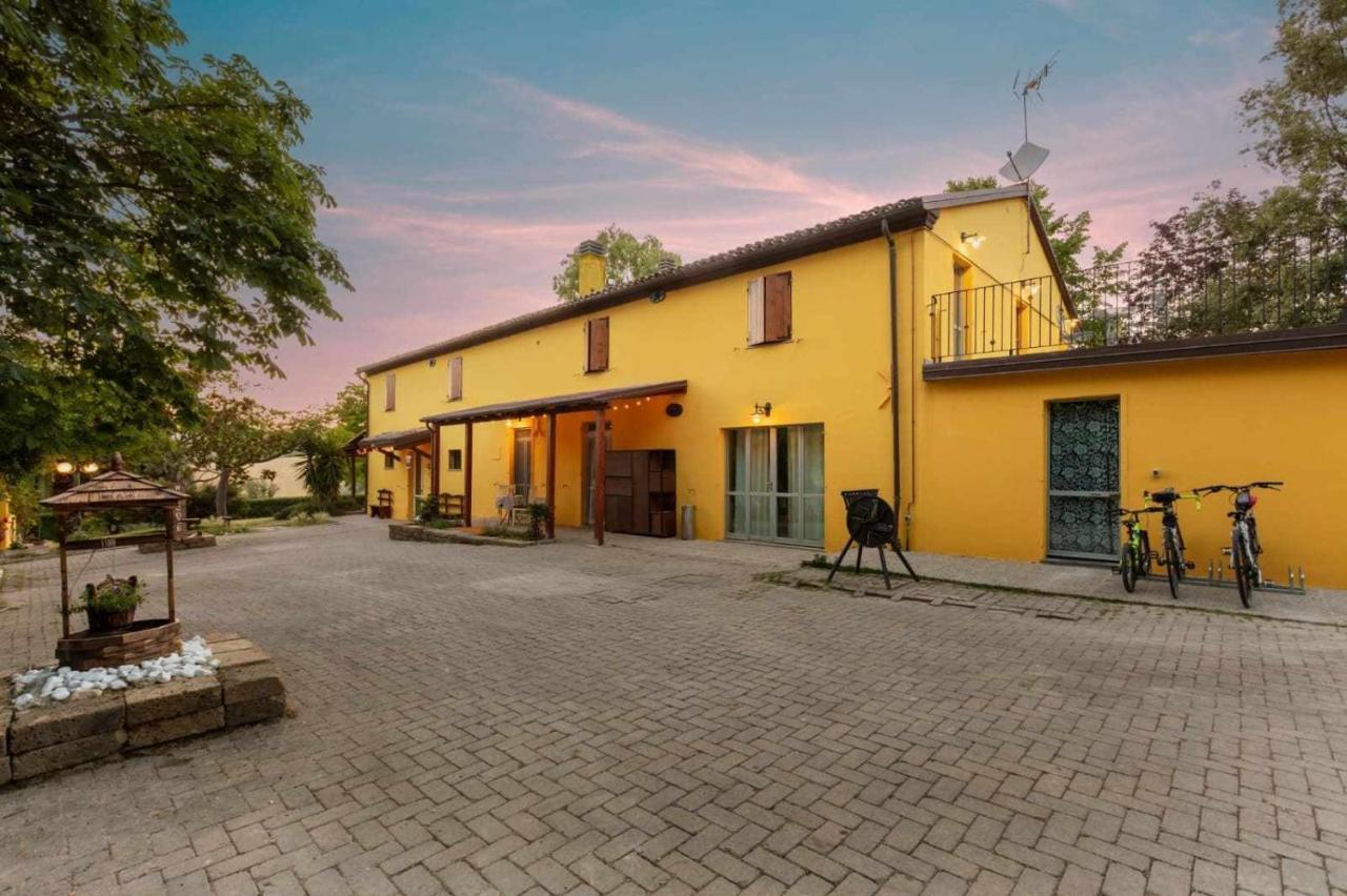 La Meriggia Agriturismo- Ampio Appartamento Con Terrazza Esclusiva Ancona Bagian luar foto