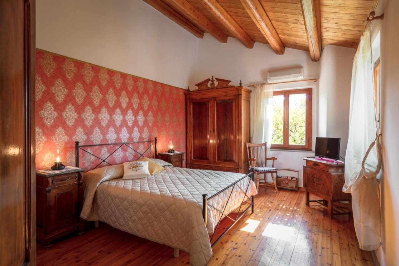 La Meriggia Agriturismo- Ampio Appartamento Con Terrazza Esclusiva Ancona Bagian luar foto